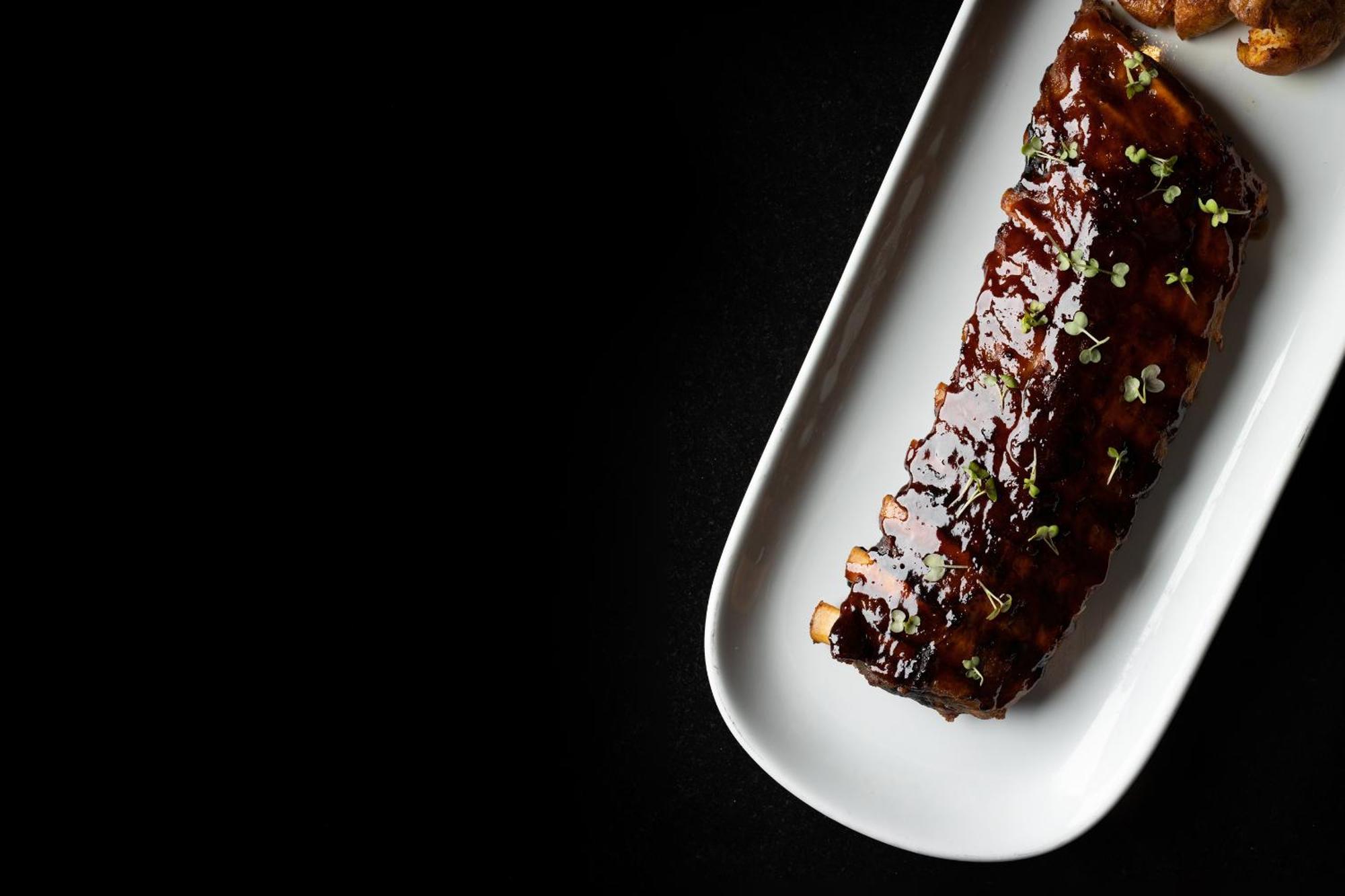 Hyatt Regency Thessaloniki Otel Dış mekan fotoğraf A rack of pork ribs